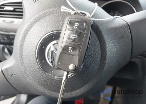 2012 Volkswagen Golf 2.5L 2-Door из США, поврежденный, VIN WVWAB7AJ6CW216984